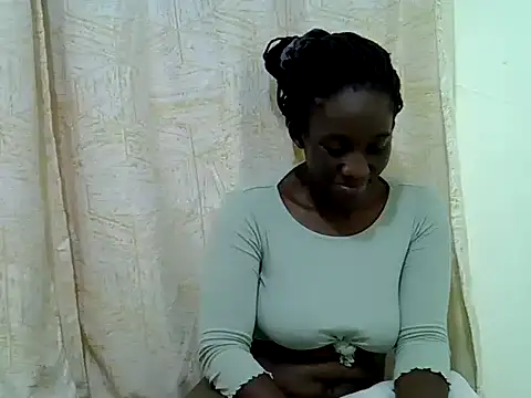 ebony_dessy webcam