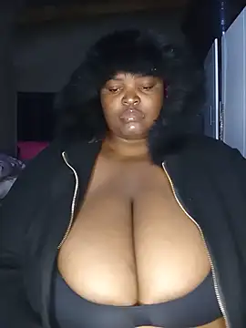 ChubbyLucia webcam
