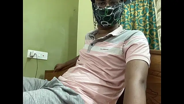 Slave_Aryan webcam