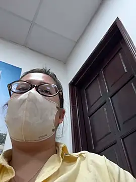 Mie_9999 webcam