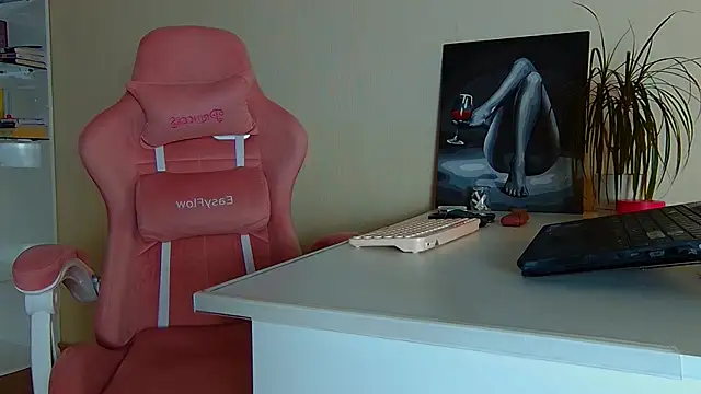 Jules_Queen webcam