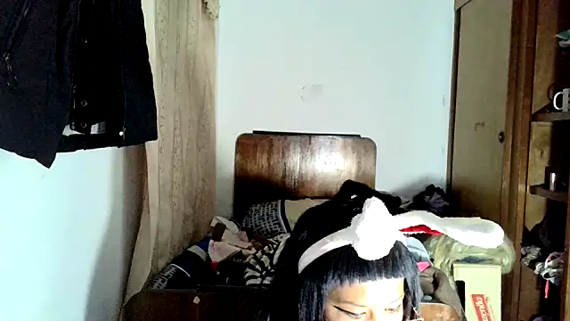 xblackstarX1 webcam