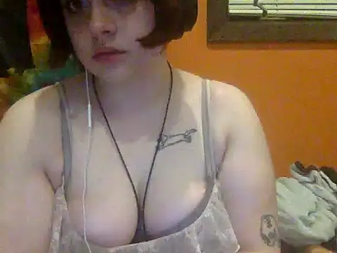 moniqueisalovergirl webcam