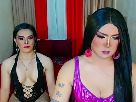 Incredible_Shemale webcam