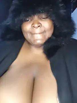 chubbylucia (F young) - Getting  new toy🍑🫦😐💦