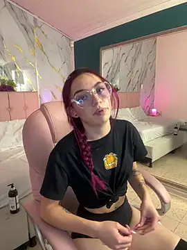 Red_kytty6 webcam