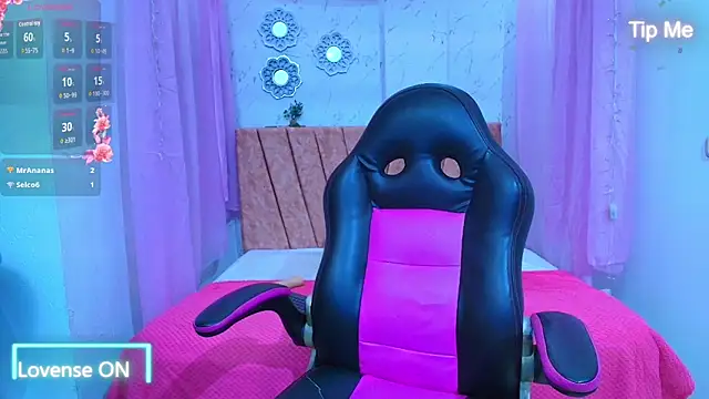 mia__thomson_ webcam