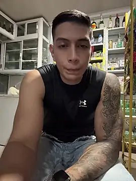 OliverWest04 webcam