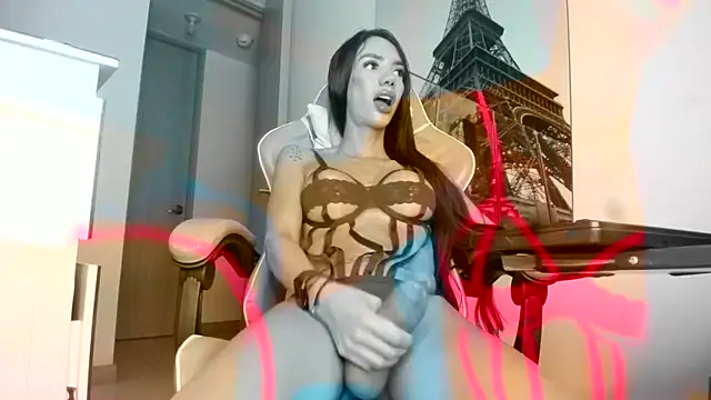 ela_pretty webcam