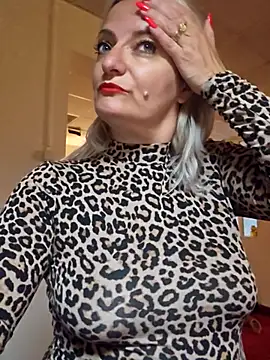 LadyTouch webcam