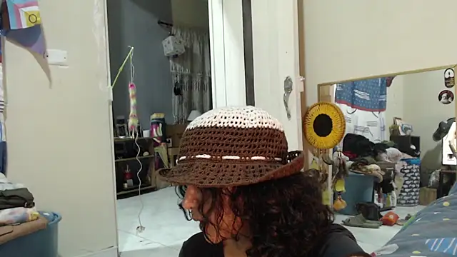 AlinaWoolf_ webcam