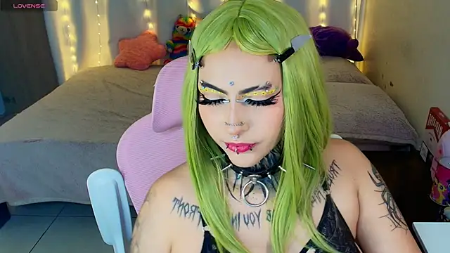 maliciaXpoison live sex cam