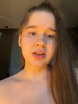 HornyGirlH webcam