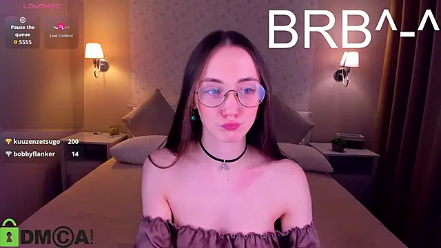 Lexi_Split webcam