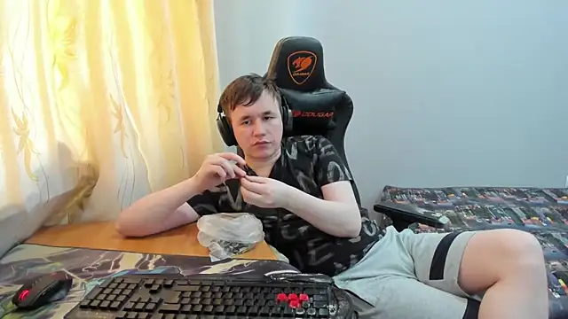 iliaskrislove webcam