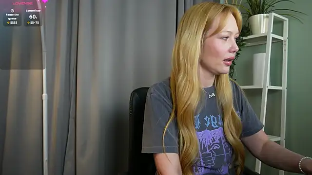 _Mila_Luna_ webcam