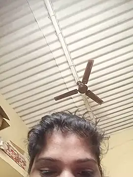 Shreya-Shetty09 webcam