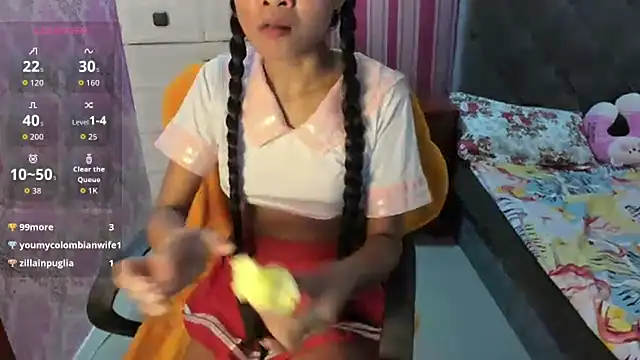 Mica_Jones webcam