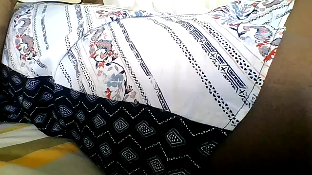 Thandie40 webcam