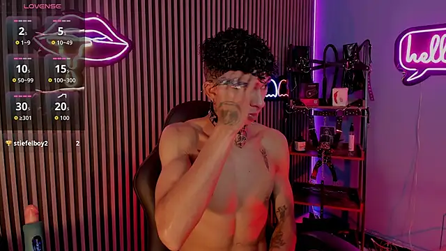 Maximoking26 webcam