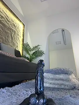 Isa__Blanc webcam