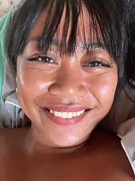 Juliet_official_pro webcam