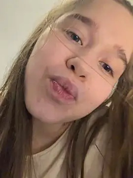 hornygirlh - HornyGirlH's free webcam - UK Sex Cams