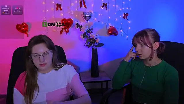 gloria_bubble webcam