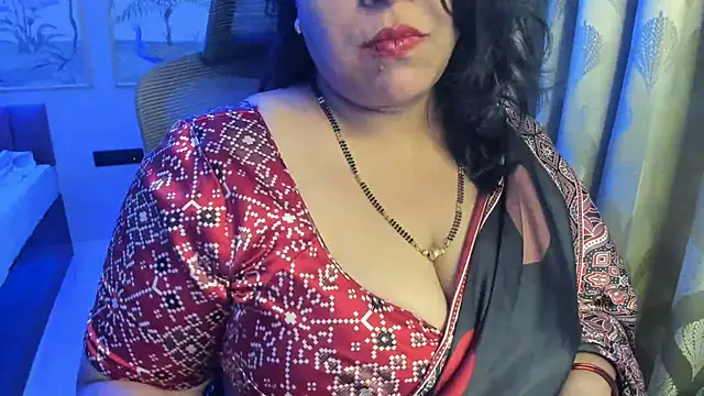 tarivishu11 from StripChat is Freechat