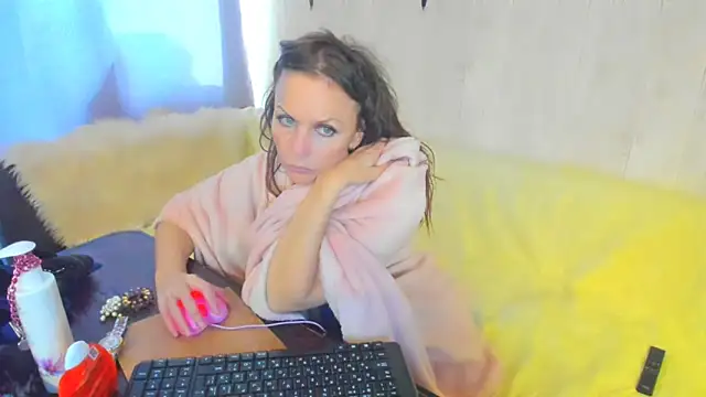 Elizabe_th webcam