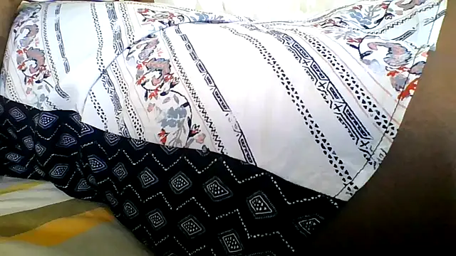 Thandie40 webcam