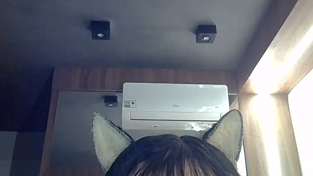 SkinnyKitten webcam
