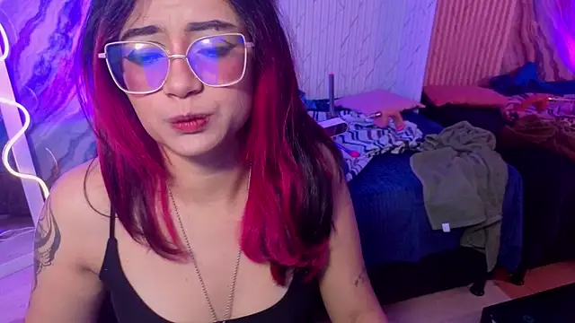 kristen_tay webcam