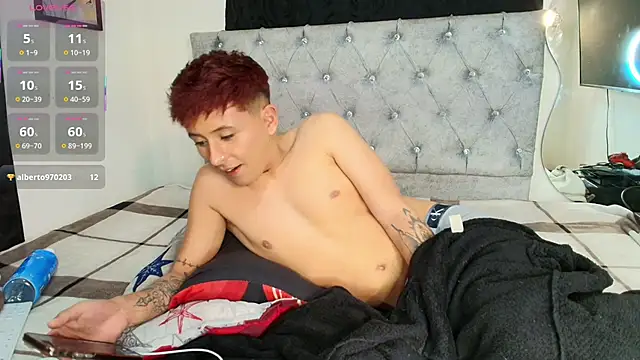 Filica - Male webcam sex chat