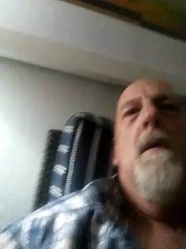 Yankeedave420 webcam