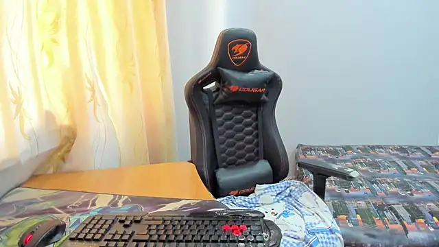iliaskrislove webcam