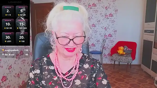 Maya_Mayflower webcam