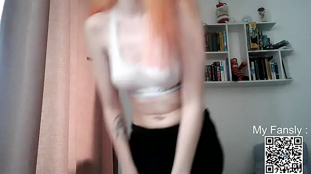 Emilya201 webcam
