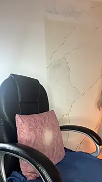 NiickyJones webcam