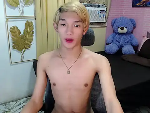urasian_john18 webcam