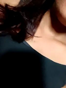 Aaisha-16 webcam