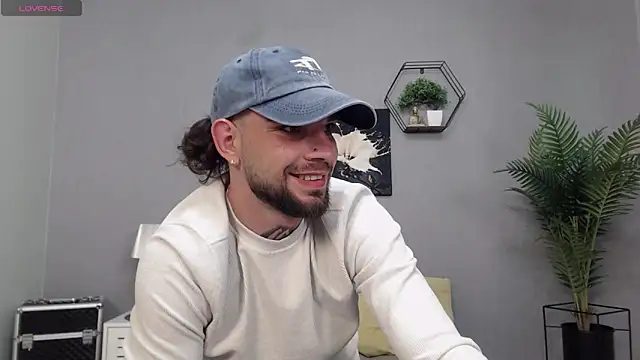 KaneHunter webcam