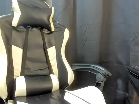 lunallena_17 webcam