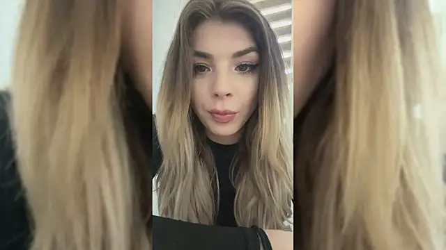 AishaDiamonds webcam