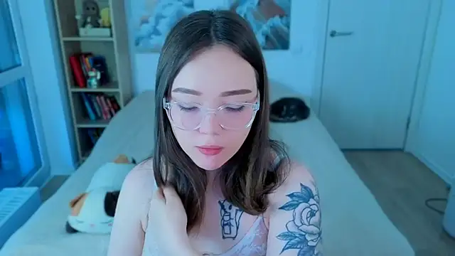 MilenaSaint webcam