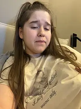 HornyGirlH webcam