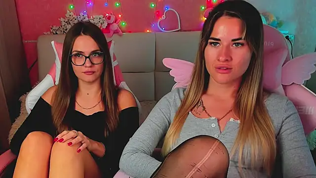 hotty_girls_here webcam