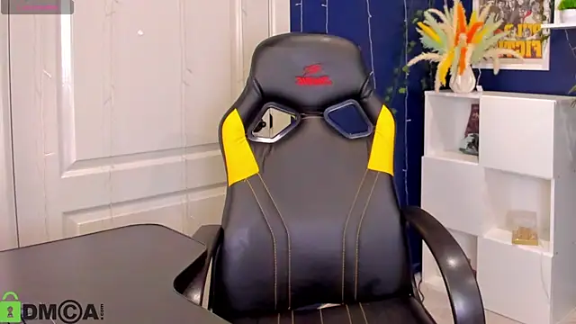 Sara_Robinson webcam