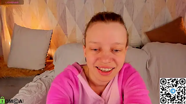 Michelle_Blond webcam
