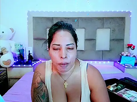 indiantopaz694u webcam